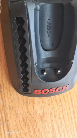 Cargador Bosch IXO