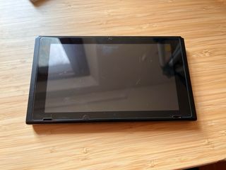 Nintendo switch solo tablet- non si collega a tv