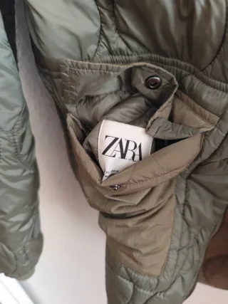 Cazadora Zara reversible oversize verde XS