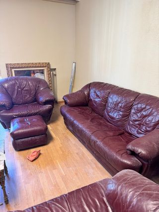 Sofá de piel marrón/rojo