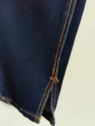 Vaqueros NUEVOS de Stradivarius de cintura alta.