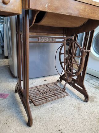 MÁQUINA DE COSER SINGER