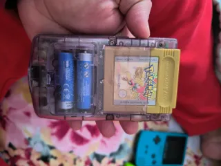 Nintendo Game Boy Color Rosa Pokémon