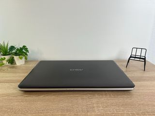 ASUS 17" i7 12GB 1TB Geforce GT750M Gaming Casual