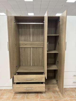 Armario 3 puertas con cajones y baldas con espejo