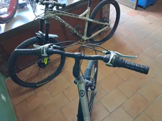Bicicleta Híbrida 700