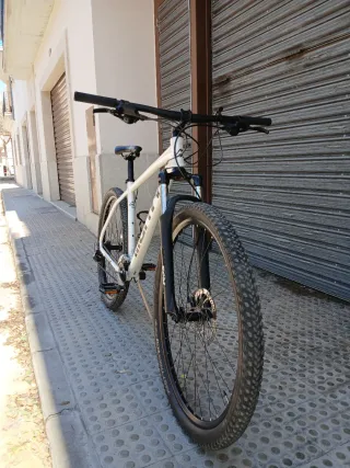 Bicicleta Monty KZ7