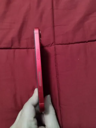 iPhone 14 Rojo Edición Product