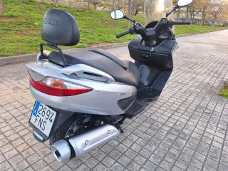 Suzuki Burgman 125 Plata