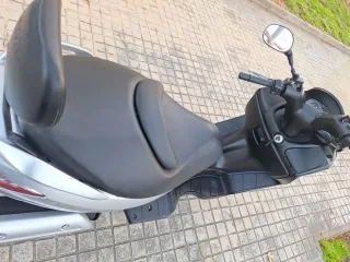 Suzuki Burgman 125 Plata