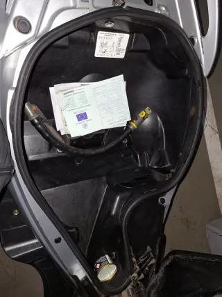 Suzuki Burgman 125 Plata