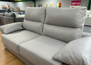 SOFÁ DE 2 PLAZAS EN LIQUIDACIÓN