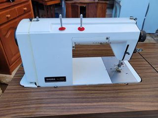 MÁQUINA DE COSER SIGMA