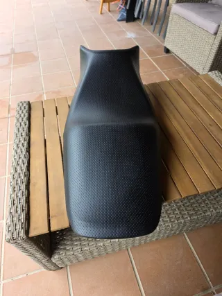 Asiento Yamaha FZ6 N