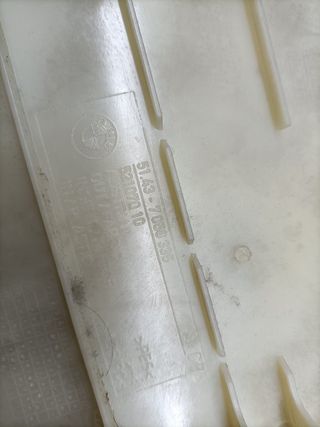 PLASTICO BMW SERIE 3 BERLINA (E90) 120662