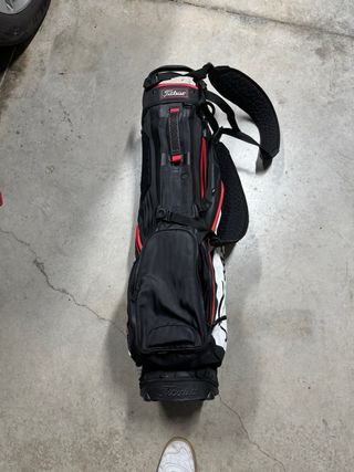 Bolsa de golf Titleist descosida