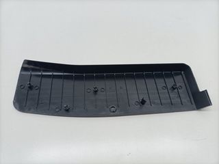 PLASTICO BMW SERIE 3 BERLINA (E90) 120684