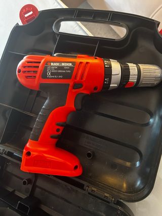 Taladro Black & Decker 12V HP126F2K