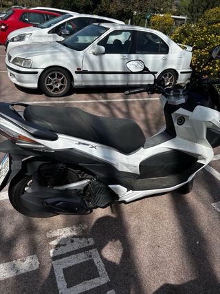 Sym Jet X 125 Scooter Maxi Automática