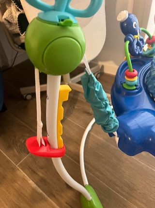 Saltador y centro de actividades Einstein