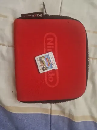 Nintendo 2DS Negra + Accesorios