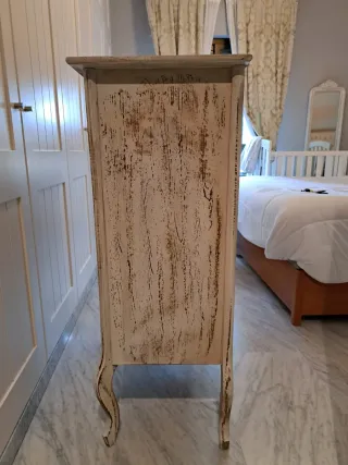 Cómoda de madera estilo vintage