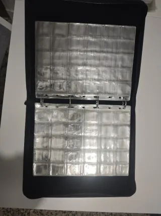 Álbum para monedas con 23 fundas