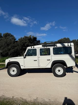 Land Rover Defender 2002