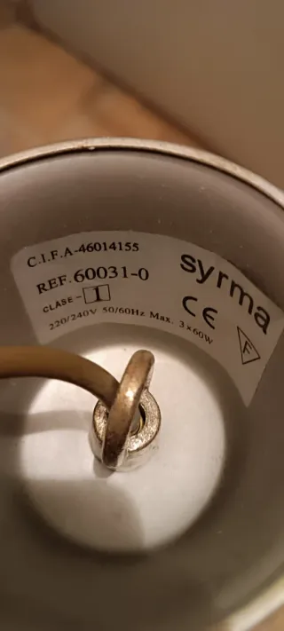 Lámpara de techo en perfecto estado