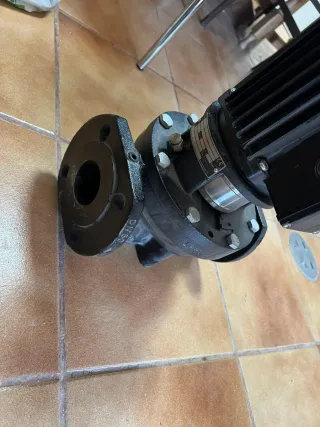Bomba Grundfos TF 50-120/2