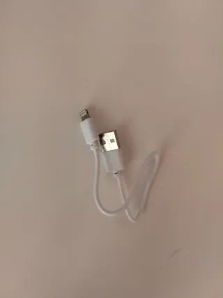 Airpods casi sin usar lo abre utilizado dos veces