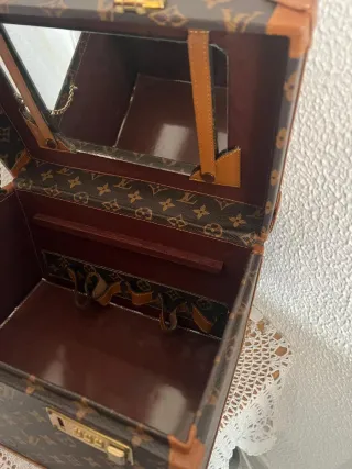 Cofre neceser Louis Vuitton