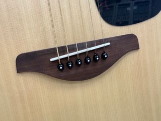 Guitarra Acústica Dreadnought Yamaha FG800MNT