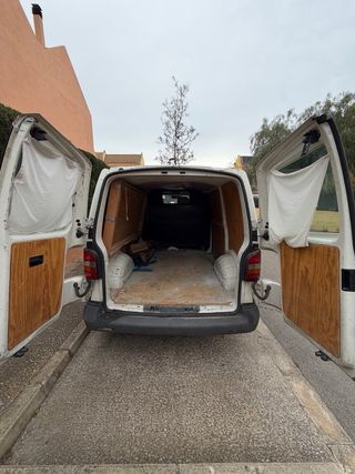 Volkswagen Transporter T5 2006