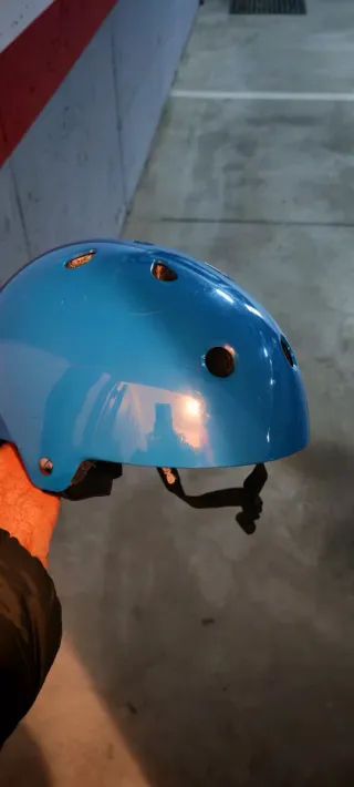 Casco infantil azul
