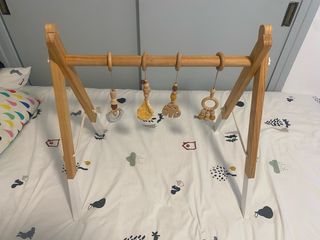 Arco de juegos infantil de madera