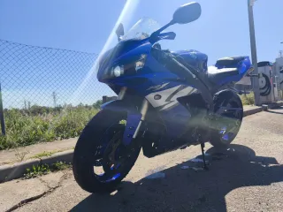 Yamaha yzf r1
