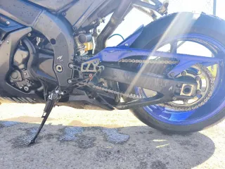 Yamaha yzf r1