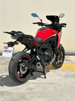Yamaha Tracer 700 2023 Roja