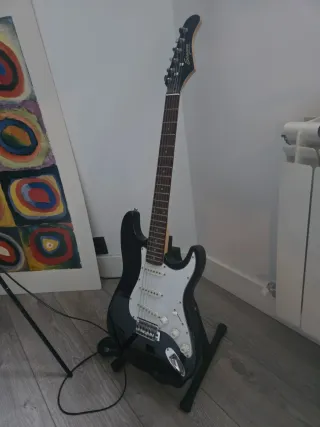 Guitarra Eléctrica Negra