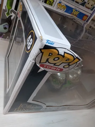 Funko Pop Elrond con Rivendell #48