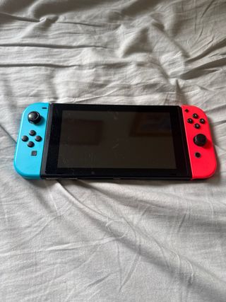 Nintendo Switch Azul y Rojo