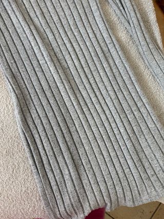 Vestido gris canalé manga larga