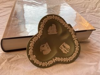 Cenicero Wedgwood Verde