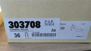 Zapato charol tacón aguja alto