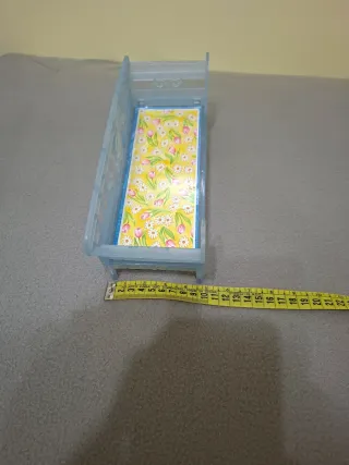 Juguetes: Muñeca, Moto, Perros y Muebles