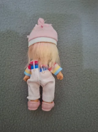 Juguetes: Muñeca, Moto, Perros y Muebles