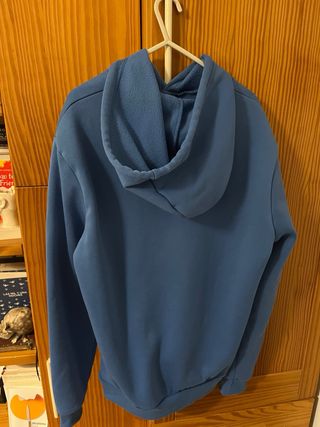 Sudadera con capucha azul