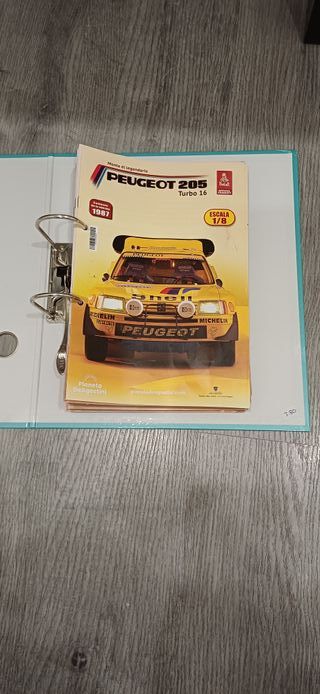 Maqueta 1/8 Peugeot 205 T16 Dakar