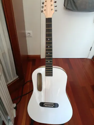 Guitarra acústica blanca 4/4 98 cm A estrenar